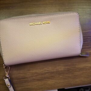 Michael Kors Blush Pink Zip Wallet
